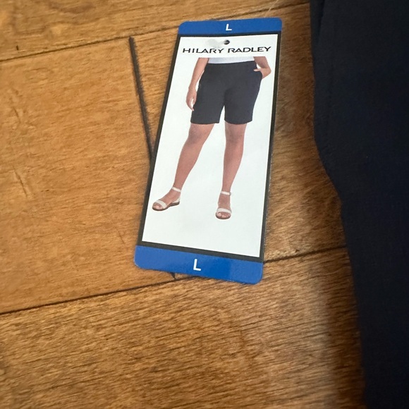 Hilary Radley Mid rise Ladie short - Picture 5 of 6